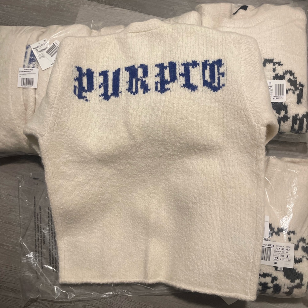 Alpaca & wool knitted sweaters